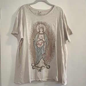 Magnolia Pearl Mother Mary T-shirt